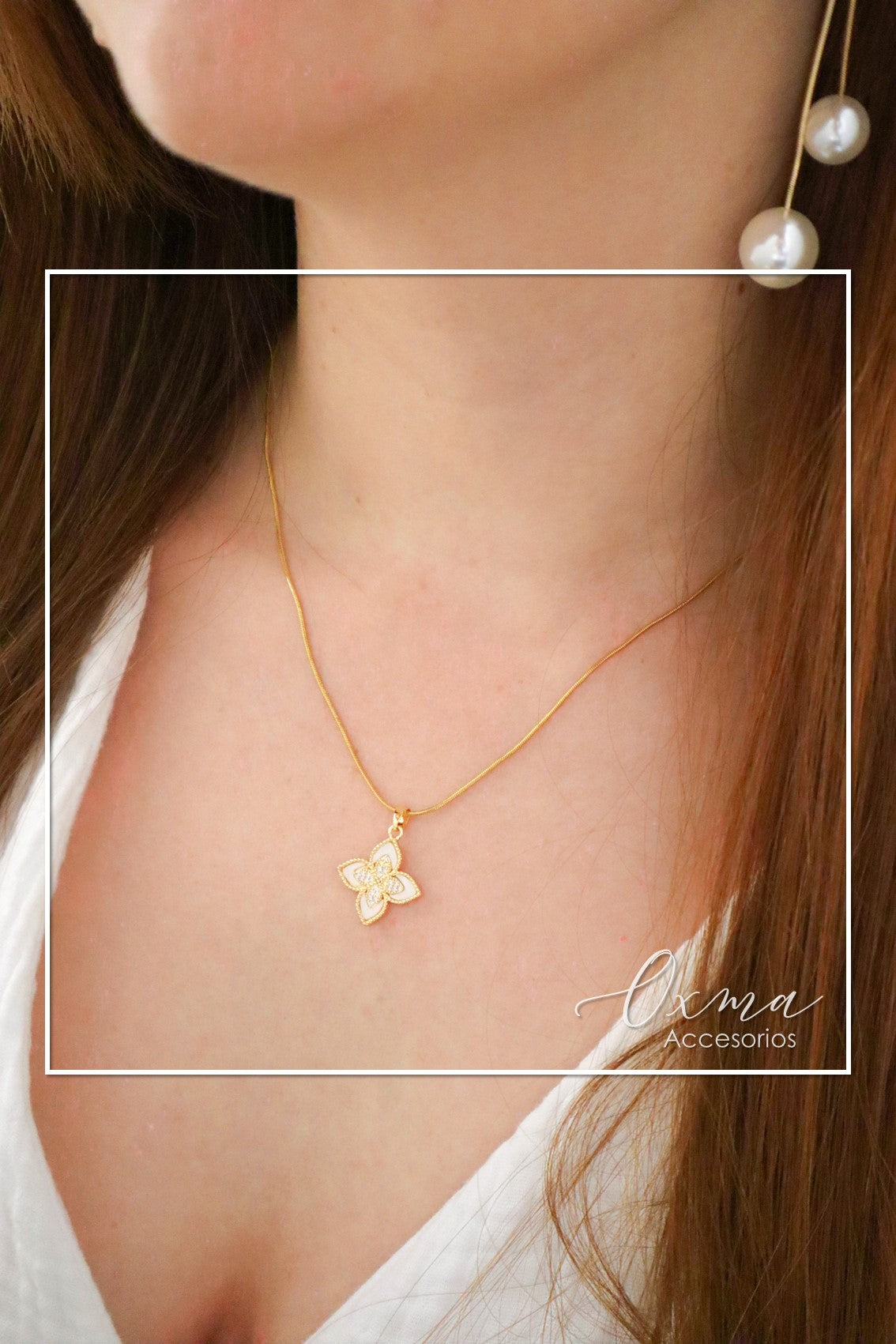 COLLAR TREBOL PUNTAS