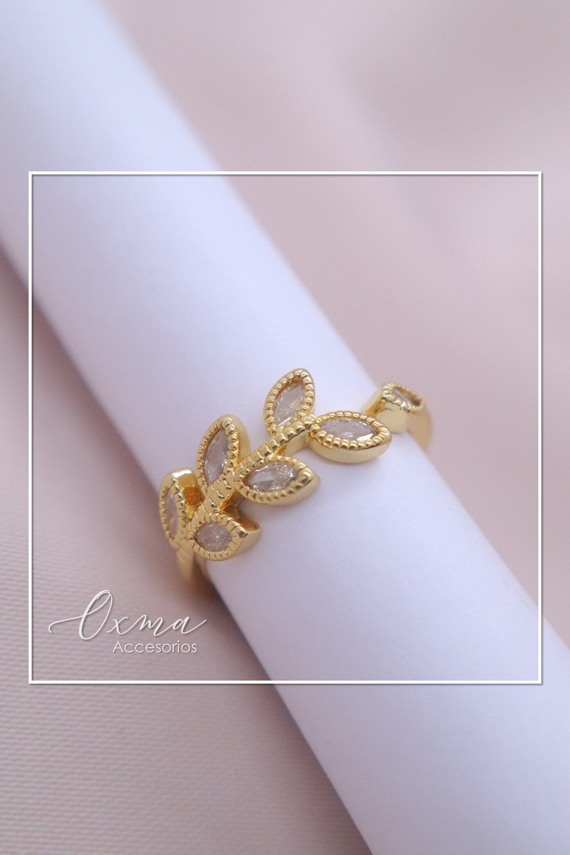 ANILLO HOJA CON CIRCONES