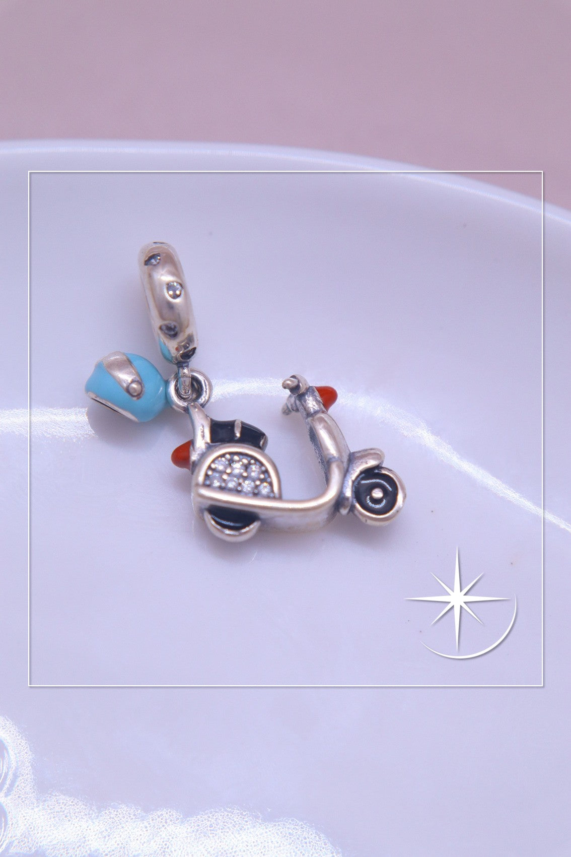 CHARMS VIAJE SOBRE RUEDAS PLATA LEY 925