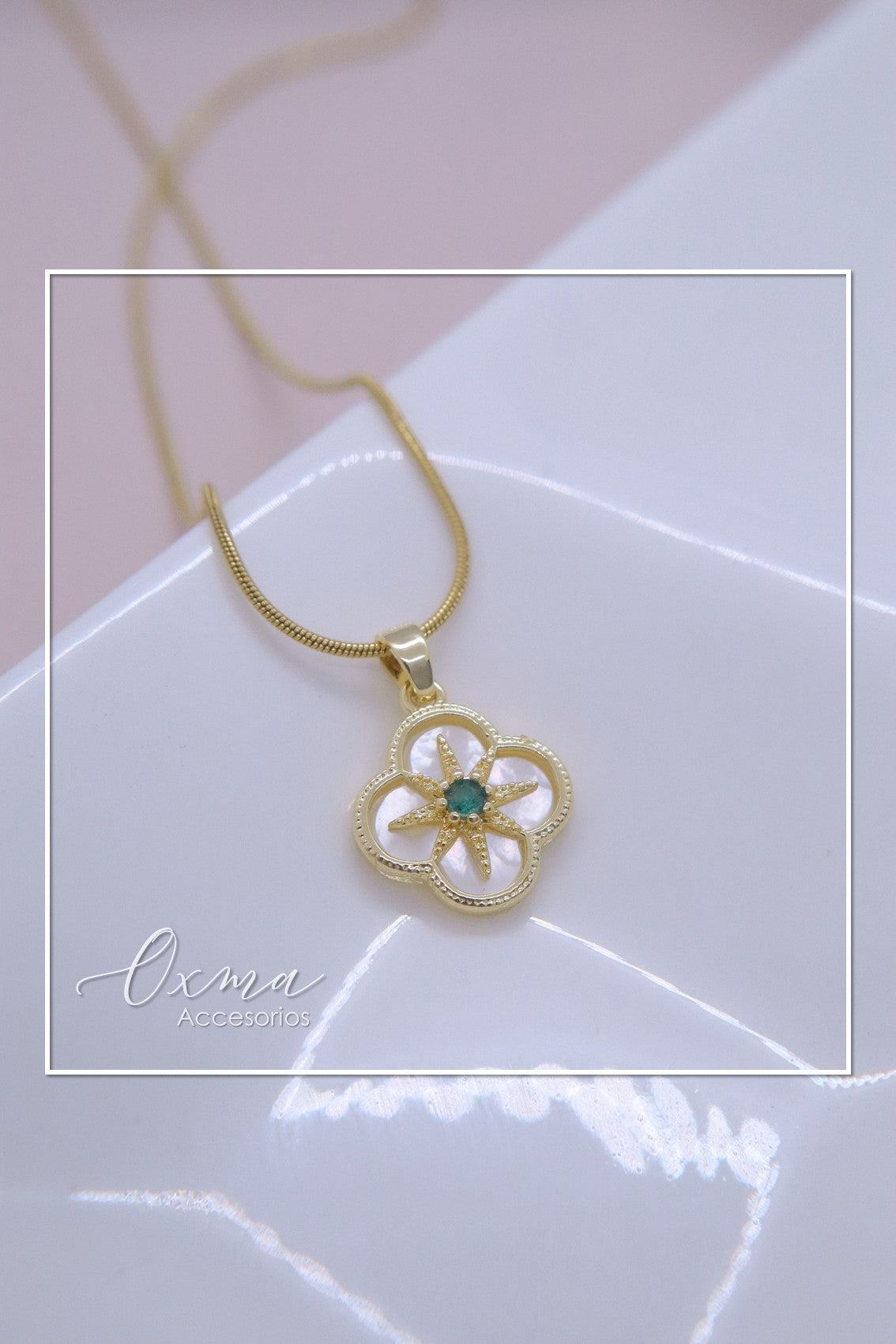 COLLAR TRÉBOL ESTRELLA