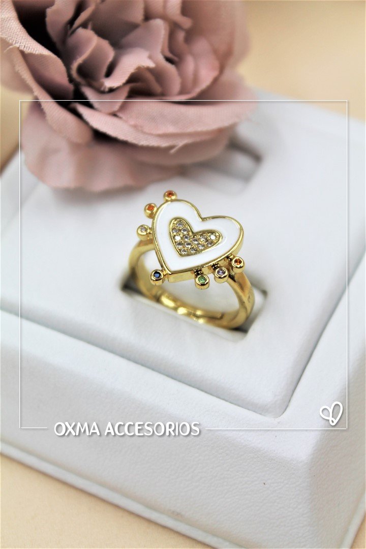 anillo corazon blanco