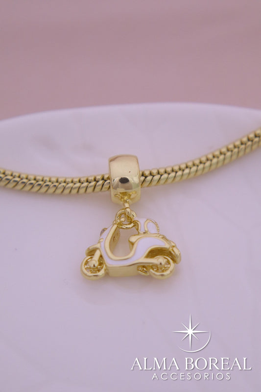 CHARMS MOTO DORADA  RODIO
