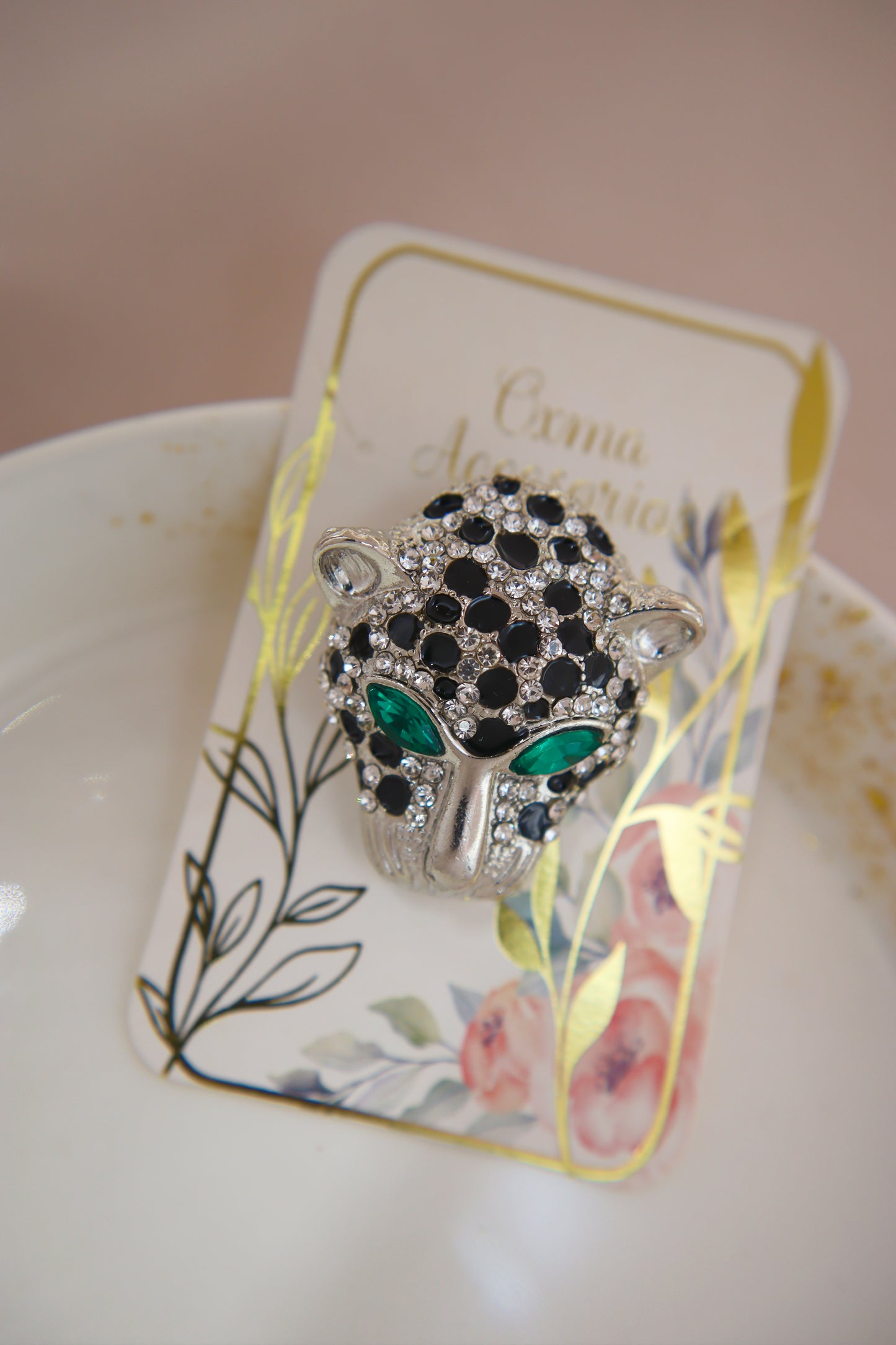 LEOPARDO PLATEADO - PRENDEDOR