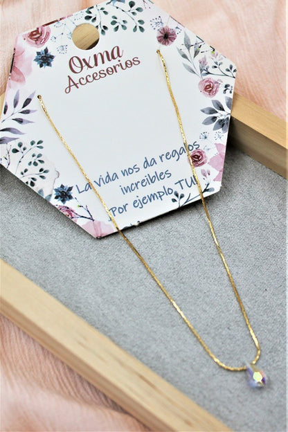 collar gota swarosvky blanca