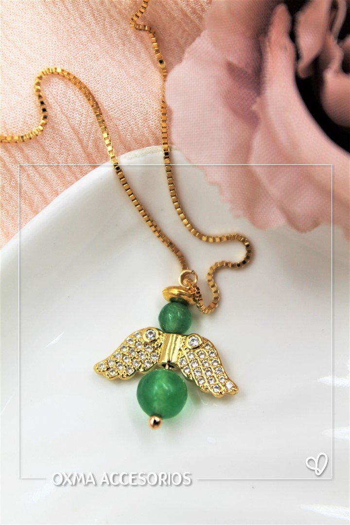 collar Angel piedra natural