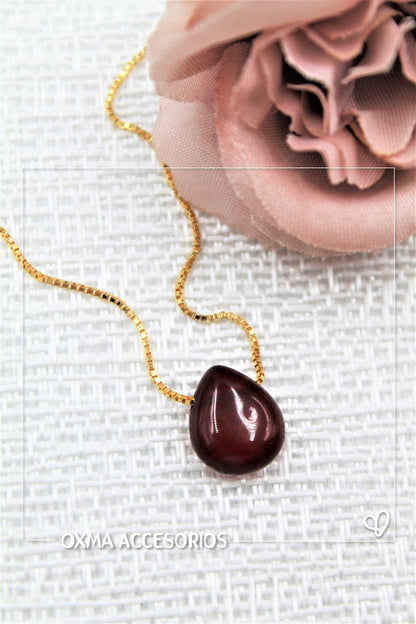 collar piedra natural gota