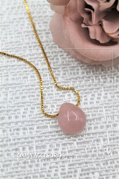 collar piedra natural gota