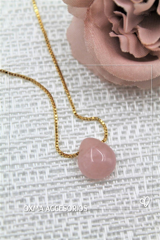 collar piedra natural gota