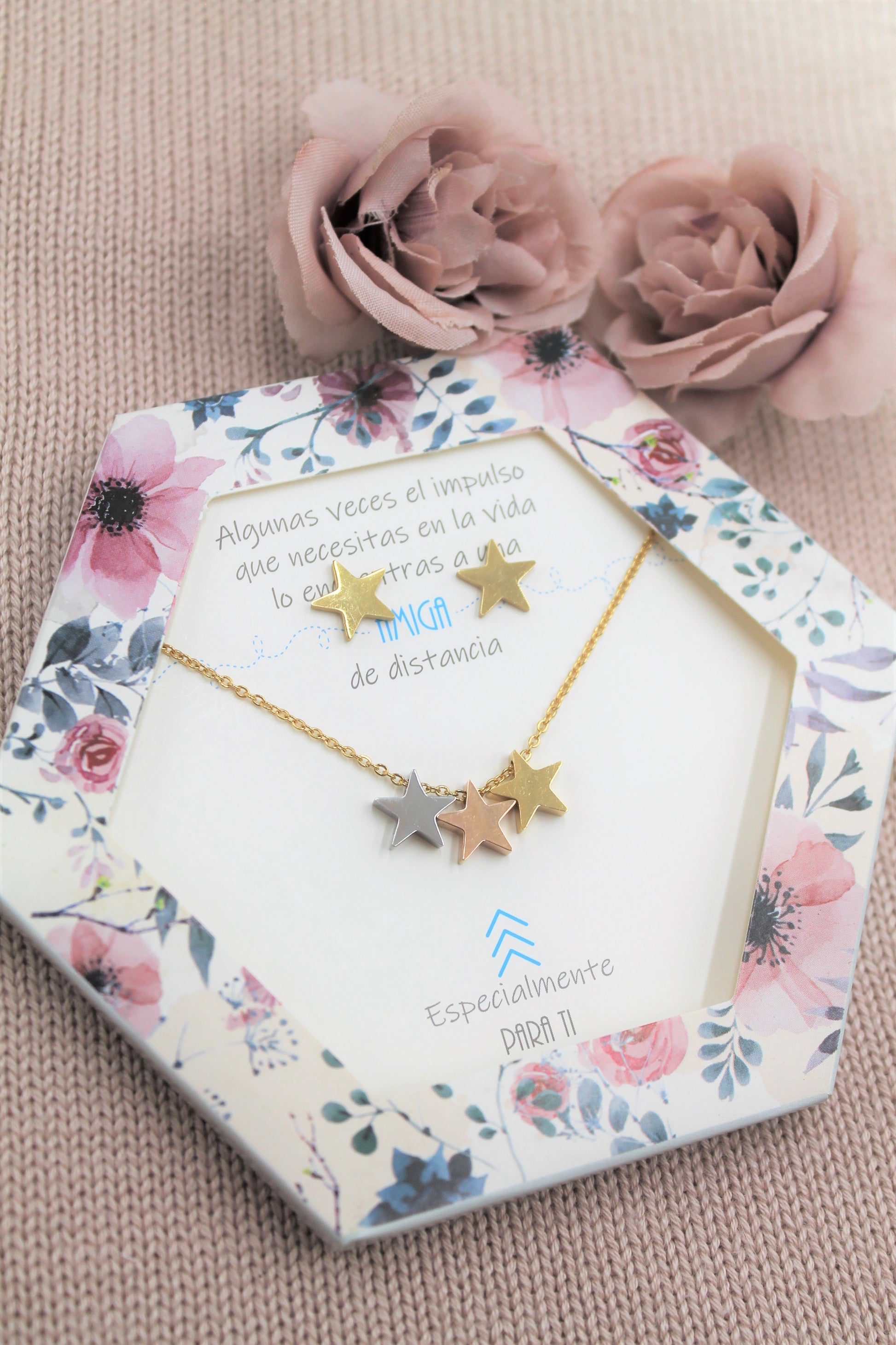 conjunto estrellas tricolor