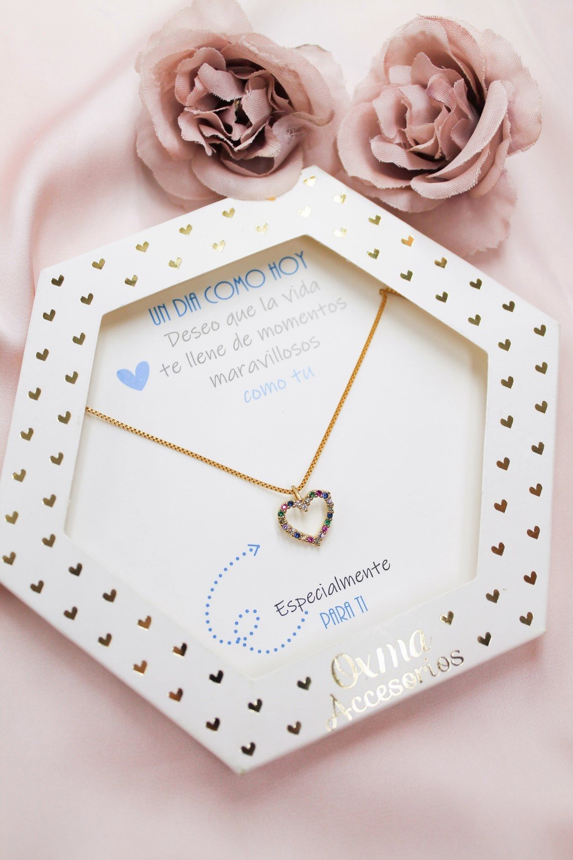 collar corazón microcircones