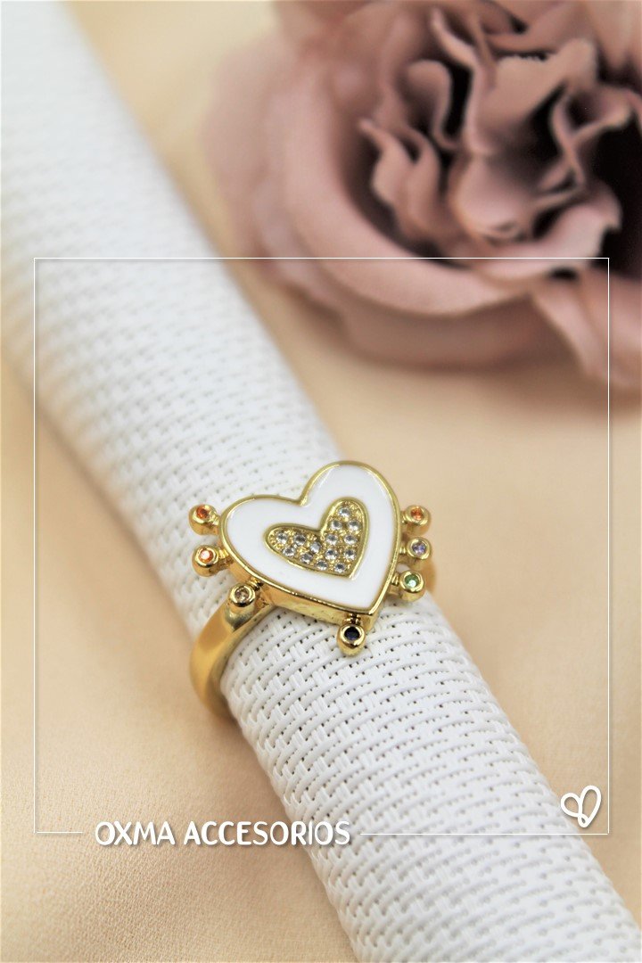 anillo corazon blanco